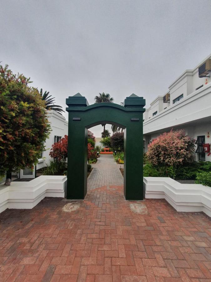 Langholm Hotel Walvis Bay Dış mekan fotoğraf