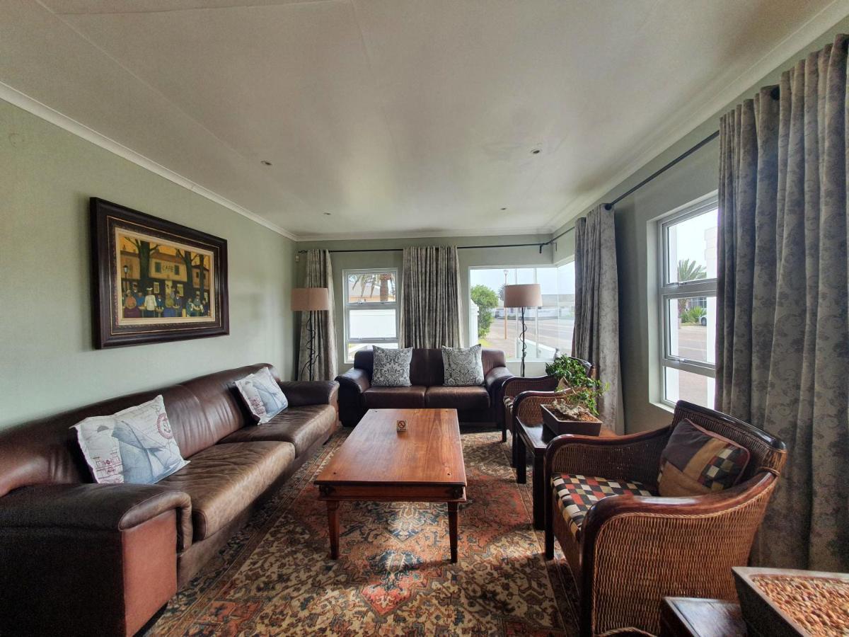 Langholm Hotel Walvis Bay Dış mekan fotoğraf