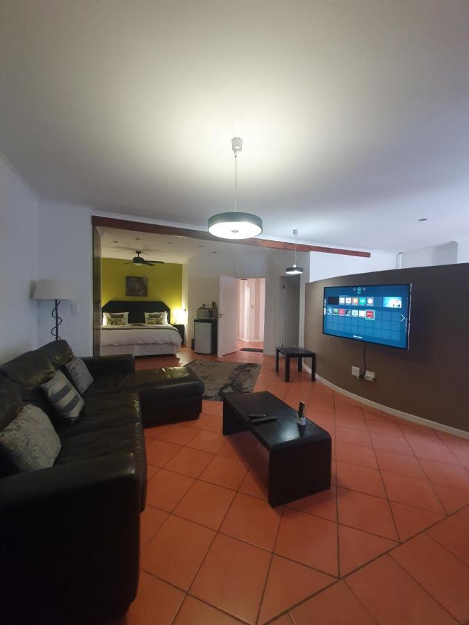 Langholm Hotel Walvis Bay Dış mekan fotoğraf